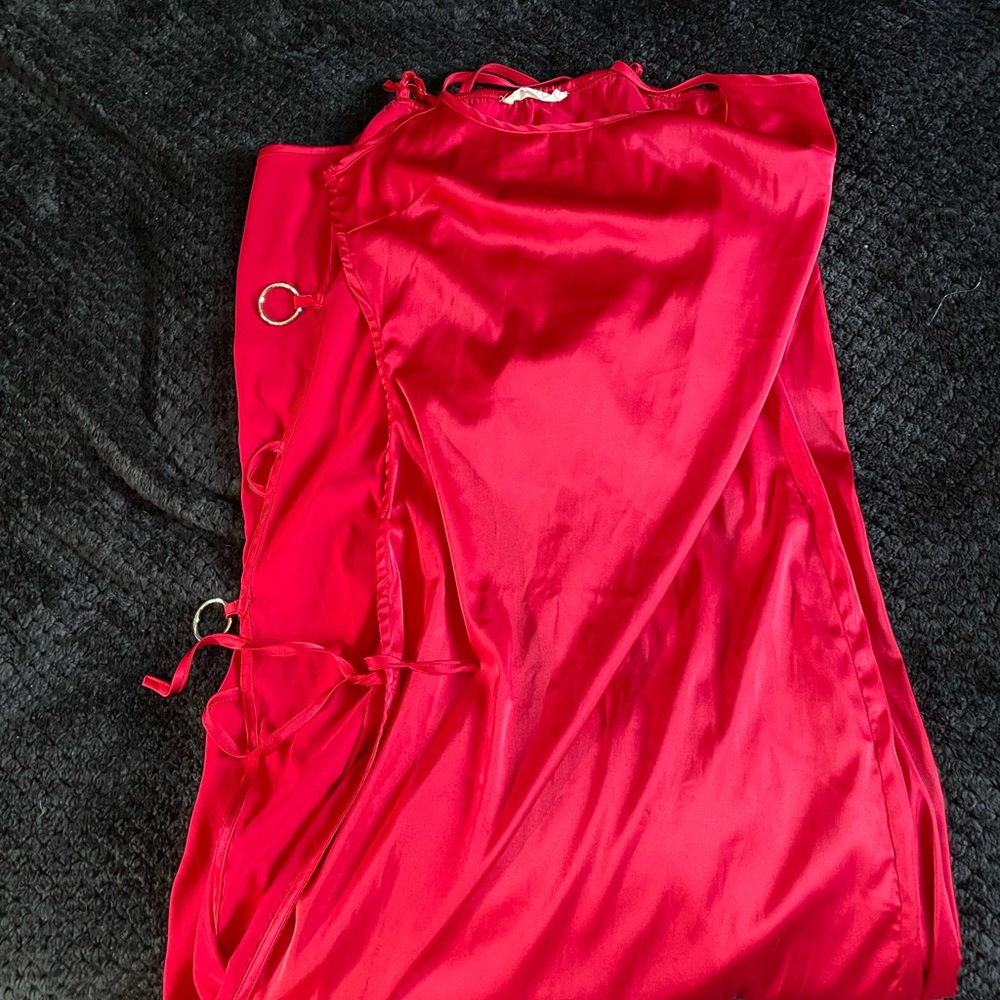 Side tie red dress